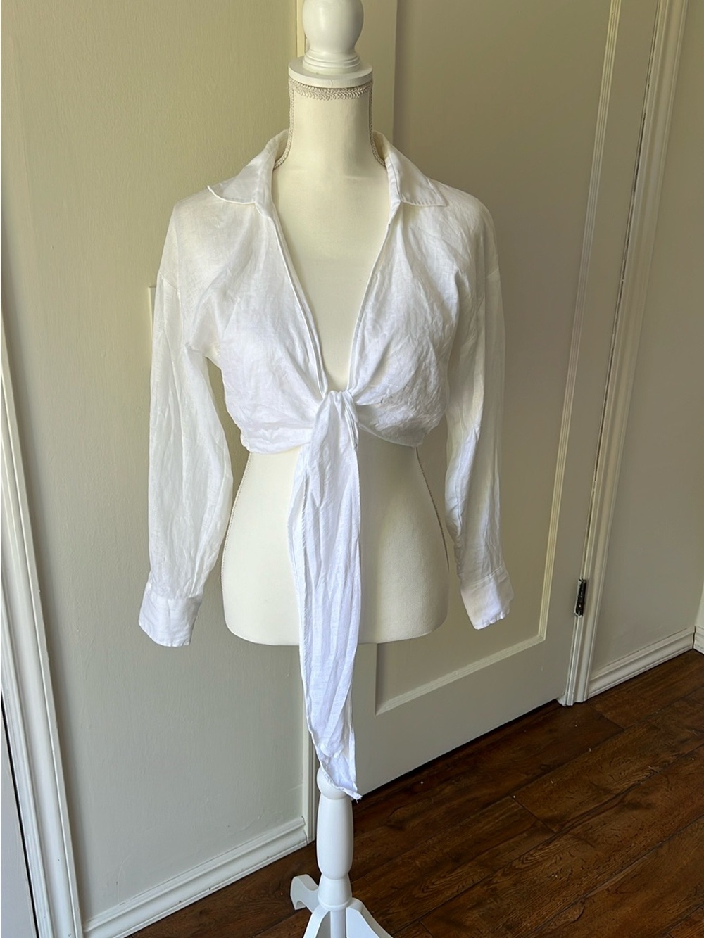Zara 100% Linen Long Sleeve Top
